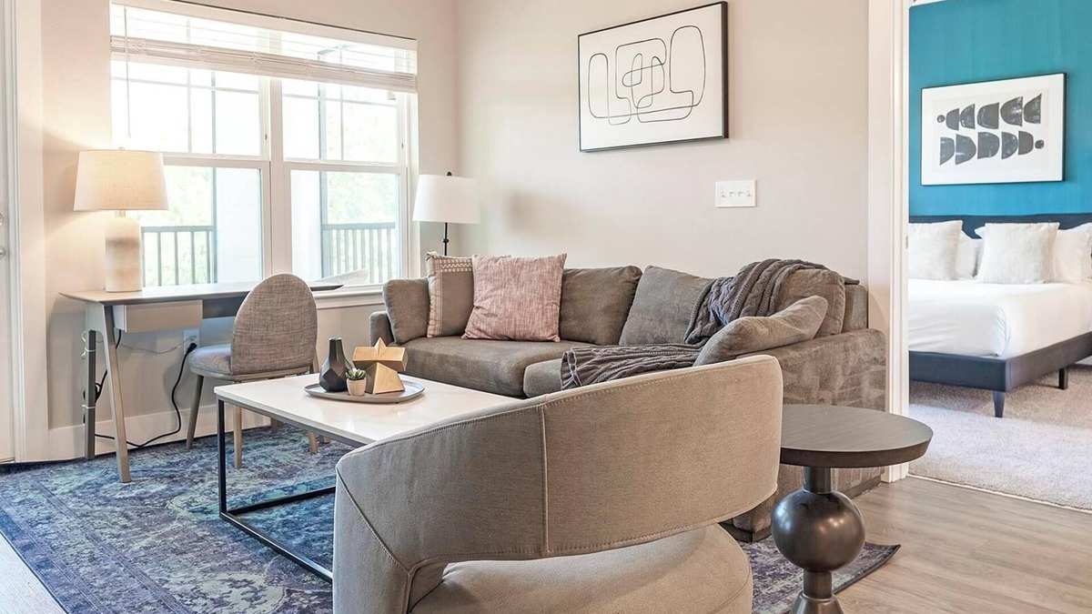 Southeast Orlando Apartment | Landing at APEX South Creek - 2 Bedrooms in Mea.