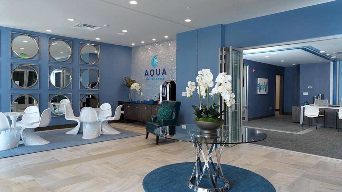 East Row Historic District Apartment | Landing at Aqua On The Levee - 1 Bedroom in Downtown Newport