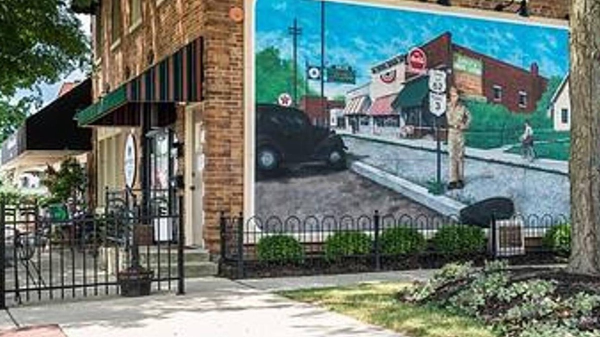 Grove City Apartment | Landing at Broadway Station - 1 Bedroom in Down.