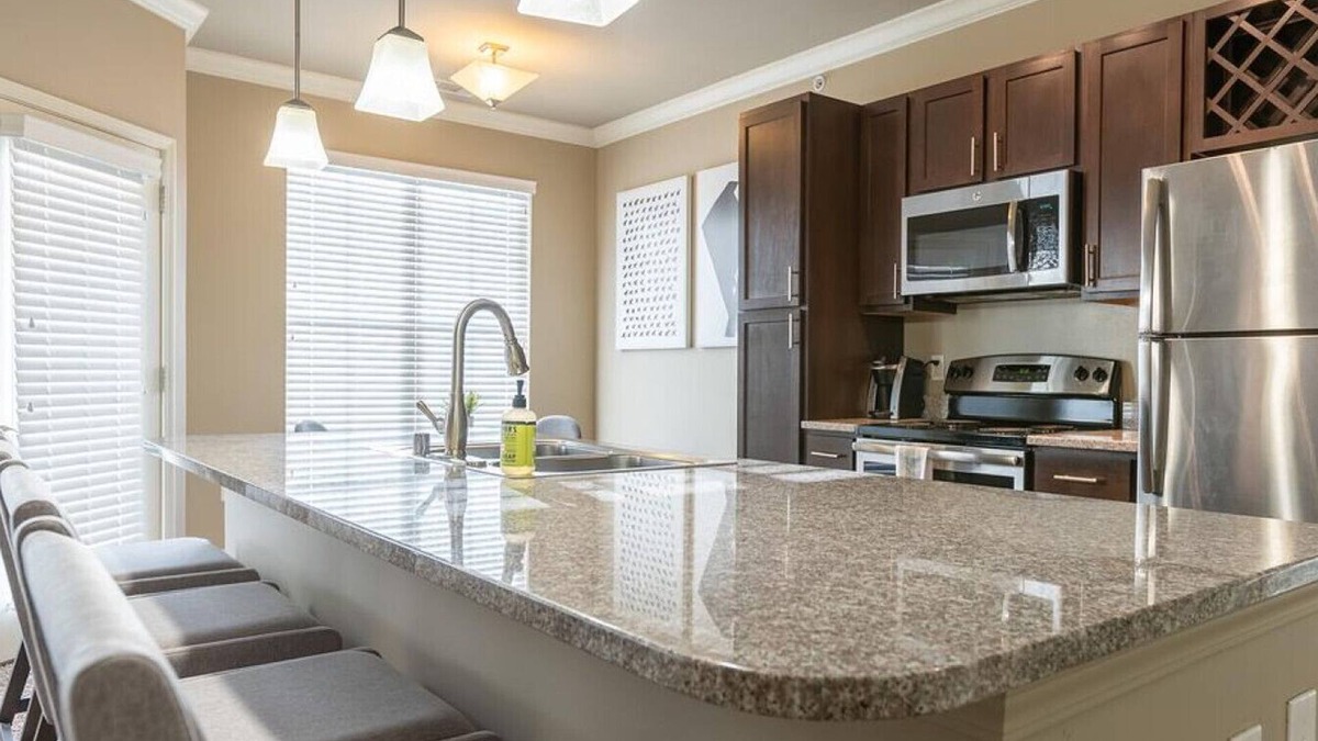 Buechel Apartment | Landing at Brookview at Apex - 1 Bedroom in Okolona