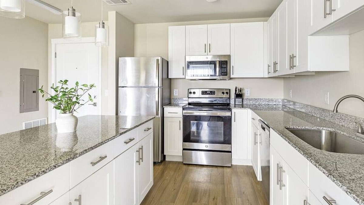 Burleson Apartment | Landing at Camden Crossing - 2 Bedrooms in Fort Worth