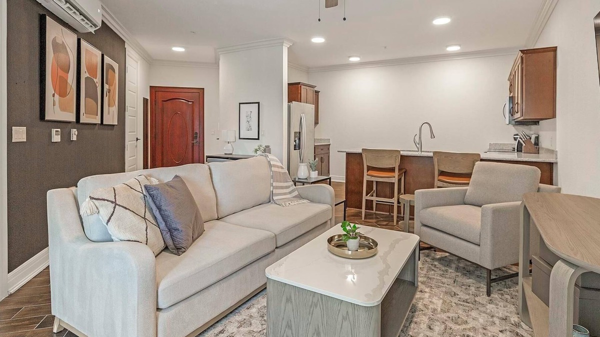 Overland Park Apartment | Landing at Carson Street Towers - 1 Bedroom in .