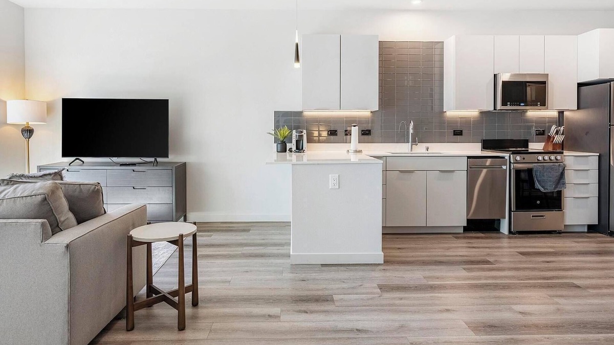 Reno/Tahoe Airport Apartment | Landing at Emory at RED - Studio in Reno