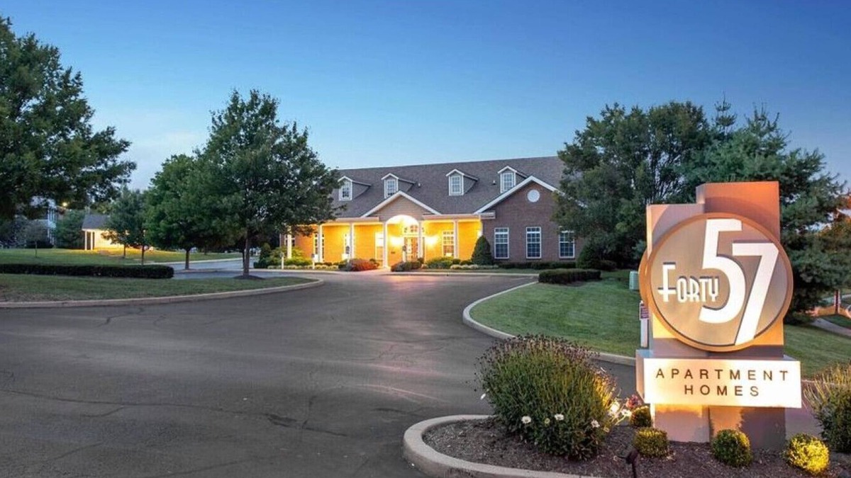 Lexington Apartment | Landing at Forty 57 Apartment Homes - 1 Bedroom in Downtown Lexington