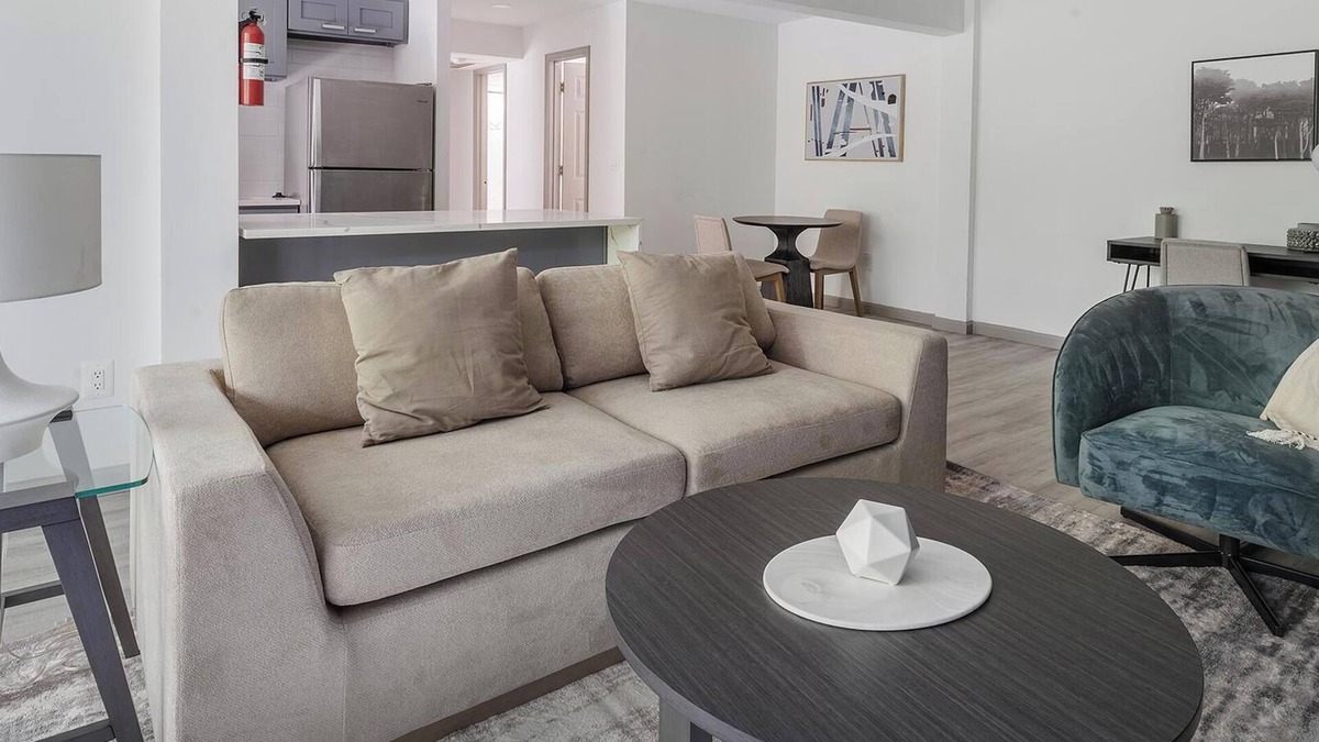Greenbelt Apartment | Landing at Franklin Park at Greenbelt Station -.