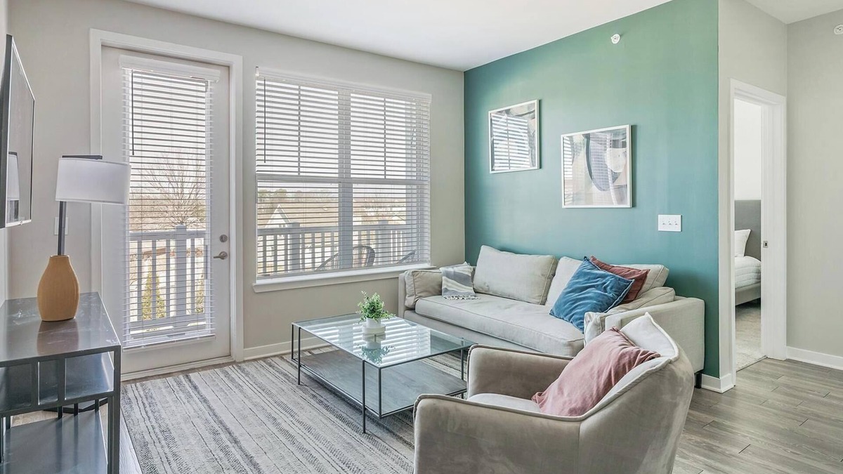 Huntsville Apartment | Landing at Laurel at Dry Creek - 2 Bedrooms in .