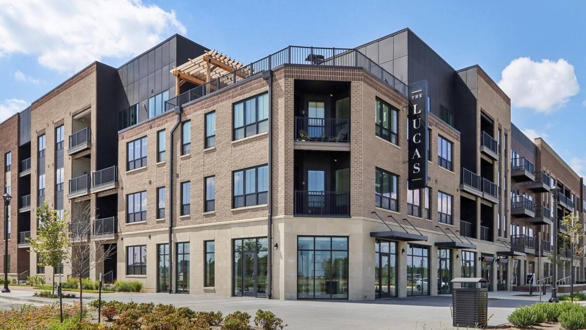 McCordsville Apartment | Landing at McCord Square - 1 Bedroom in Mc Cord.
