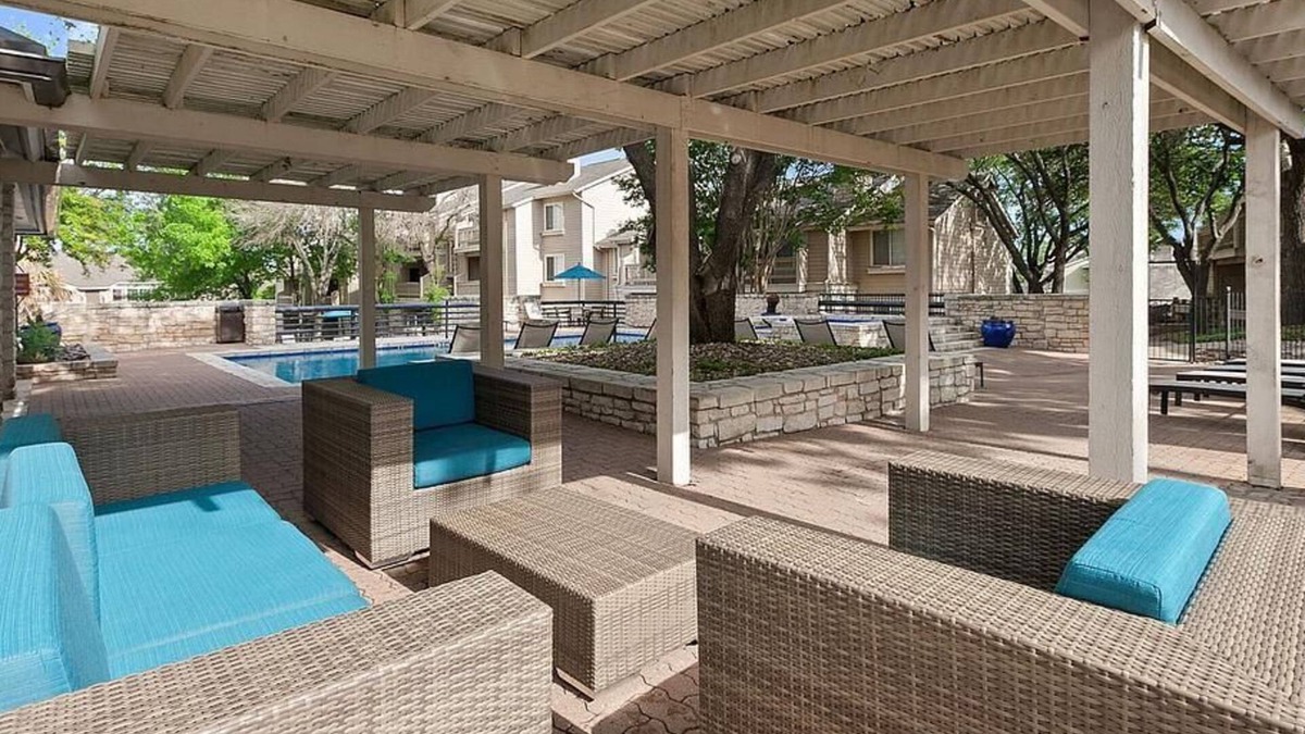 Wells Branch Apartment | Landing at Morgan - 2 Bedrooms in Downtown Austin