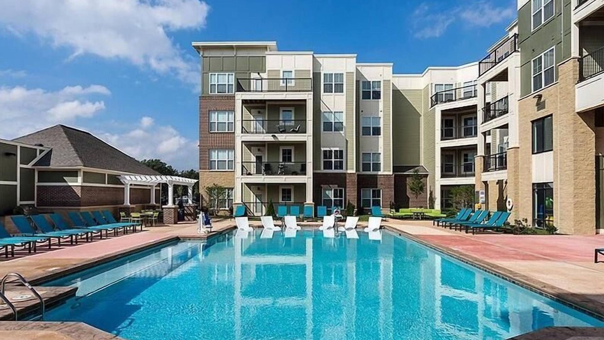 Perrysburg Apartment | Landing at Mosaic at Levis Commons - 1 Bedroom in Downtown Perrysburg