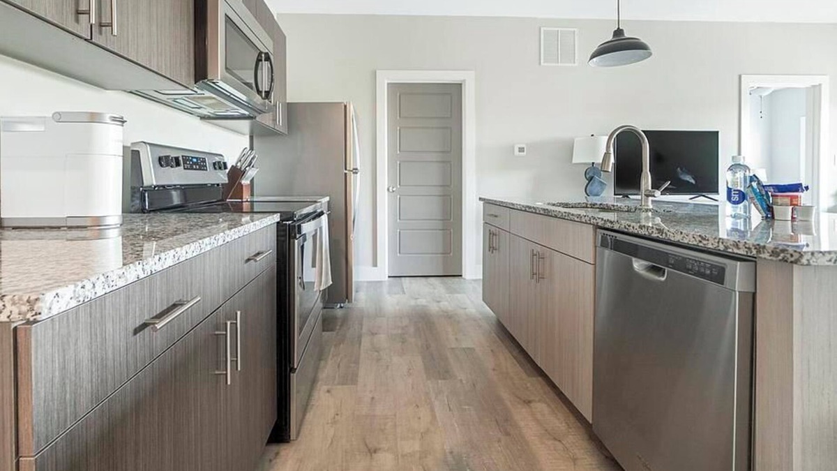 Keene Apartment | Landing at Palomar Stables - 2 Bedrooms in Downtown Lexington