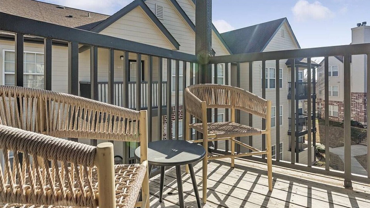 Broken Arrow Apartment | Landing at Park at Mission Hills - 2 Bedrooms in Broken Arrow