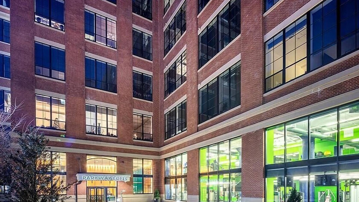 Ampere Apartment | Landing at Parkway Lofts Apts - Studio in East Orange