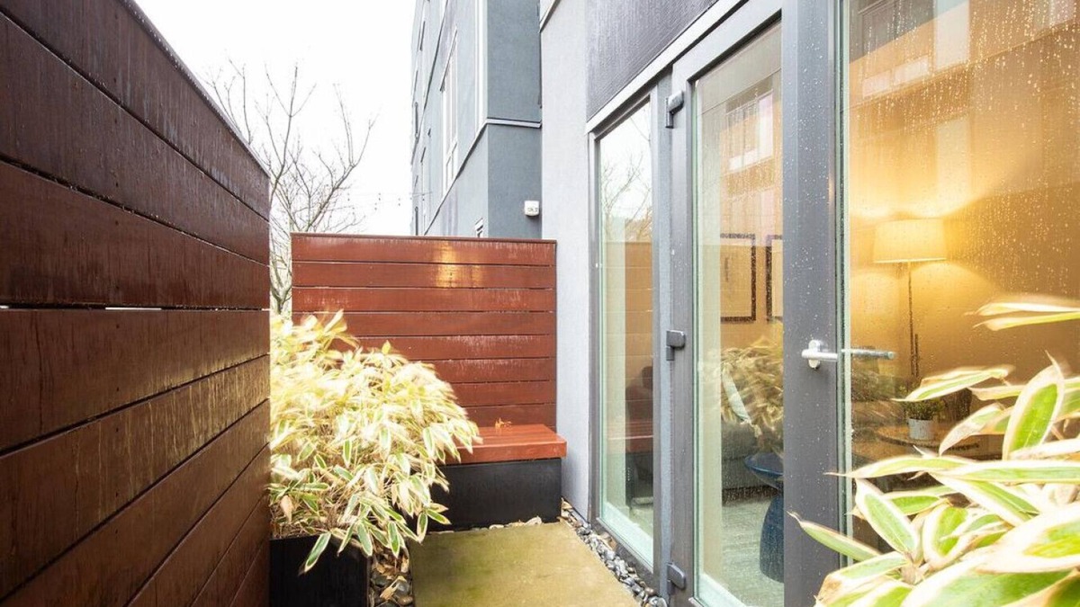 Uptown Apartment | Landing at Q21 - 1 Bedroom in Northwest Portland