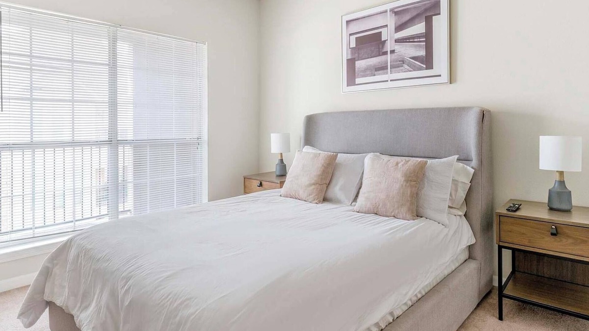 Southbelt/Ellington Apartment | Landing at Settlers Ranch - 2 Bedrooms in South.