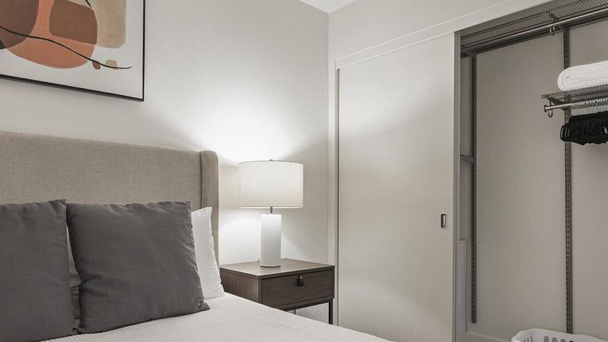 Kerns Apartment | Landing at Sixteen G - 1 Bedroom in Kerns