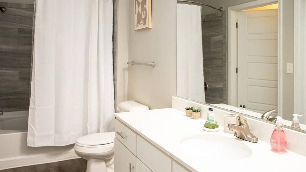 Mid City South Apartment | Landing at Tapestry Bocage - 1 Bedroom in Mid City South