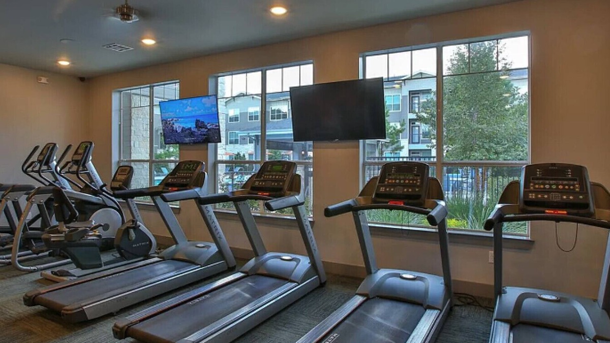 Spring Apartment | Landing at The Grayson - 1 Bedroom in Cypressdale
