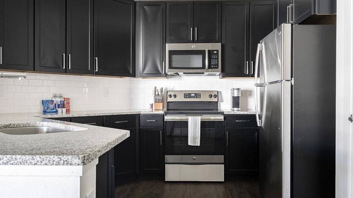 Covington Apartment | Landing at The Green at Northpark - 1 Bedroom in Downtown Covington