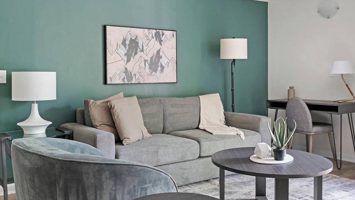 Green Hills Apartment | Landing at The Metropolitan - 1 Bedroom in Nash.