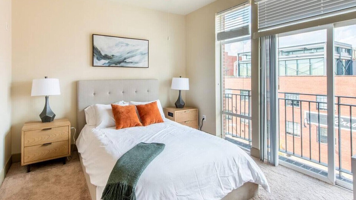 Downtown Baltimore Apartment | Landing at The Porter Brewers Hill - 1 Bedroom in Highlandtown