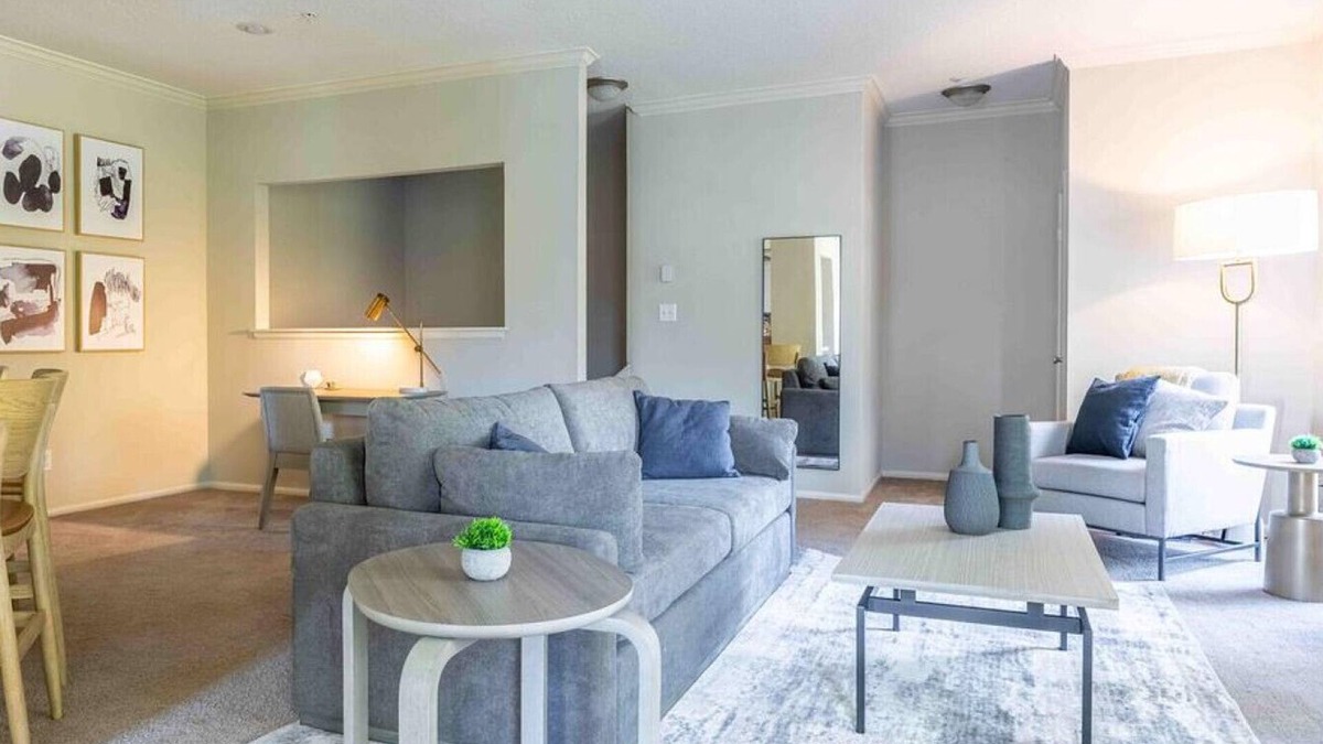 Germantown Apartment | Landing at The Vineyards - 3 Bedrooms in Downtown Collierville