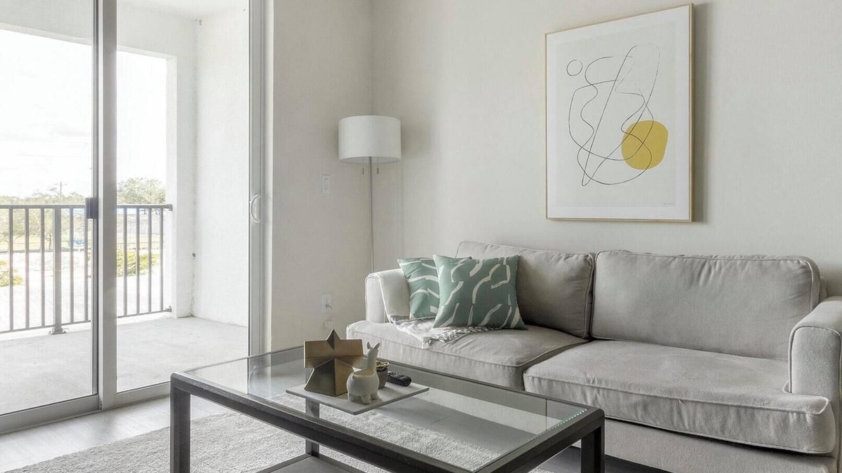 Eastwood Village Apartment | Landing at The Vistas at Eastwood - 1 Bedroom i.