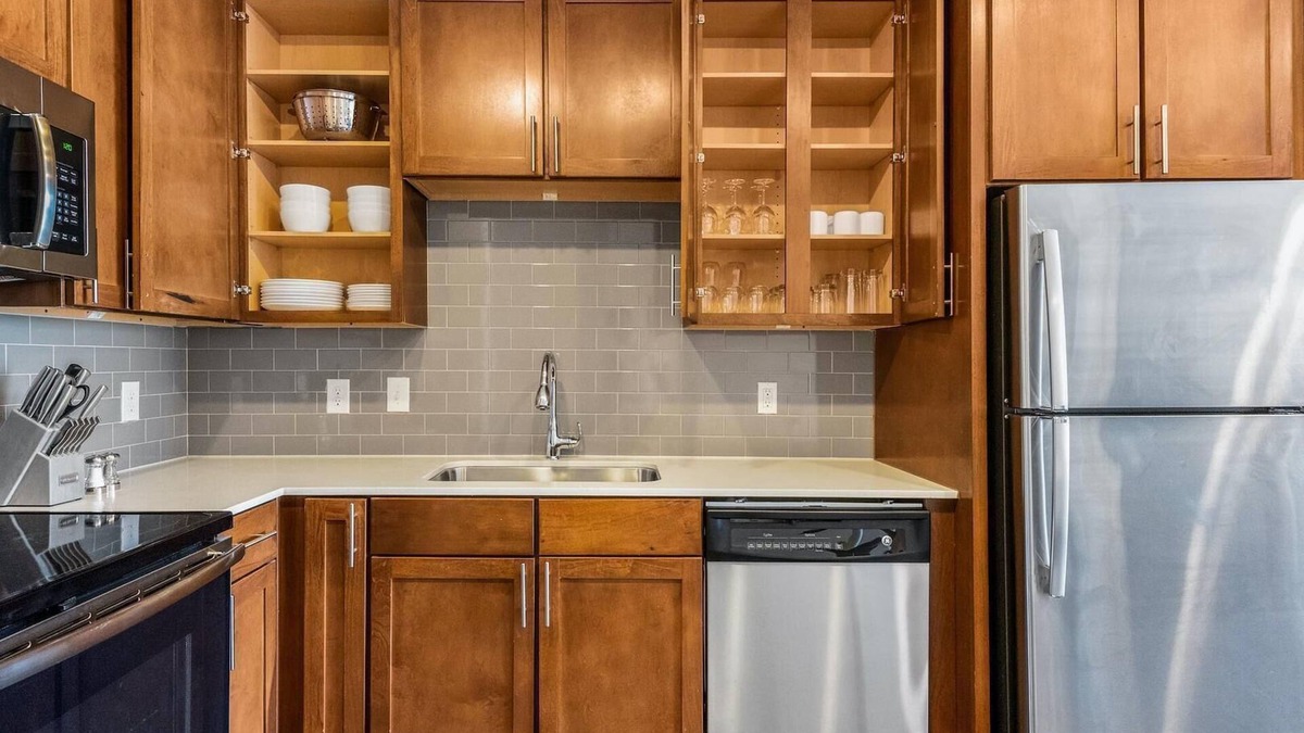 Stone Oak Apartment | Landing at Toscana at Sonterra - 1 Bedroom in S.