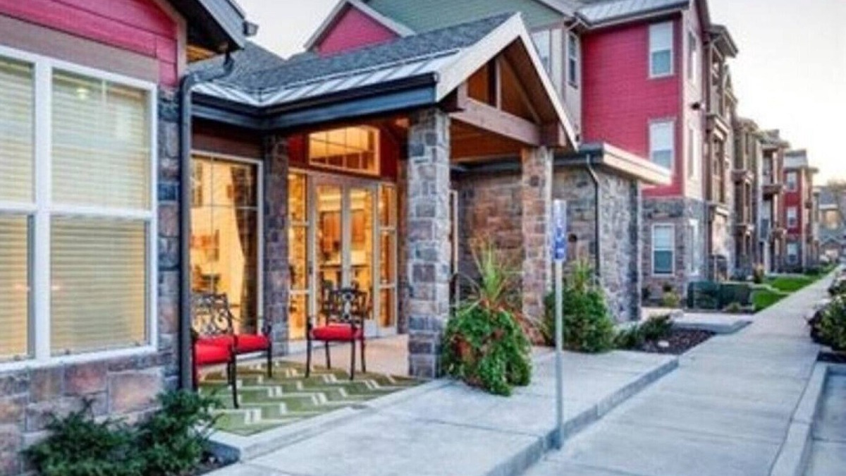 Pleasant Grove Apartment | Landing at Viewpointe - 2 Bedrooms in Downtown Pleasant Grove