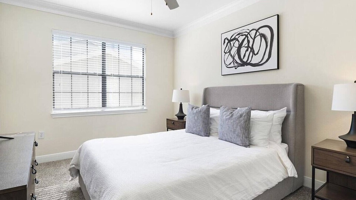 Energy Corridor Apartment | Landing at Village on Memorial Townhomes - 3 Bedrooms in Energy Corridor