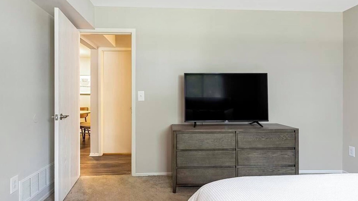 Thurston Apartment | Landing at Villas at NorthStar - 2 Bedrooms in Thurston