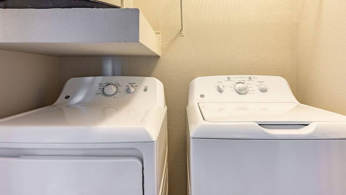 Lewisville Apartment | Landing at Villas of Vista Ridge - 1 Bedroom in Downtown Lewisville
