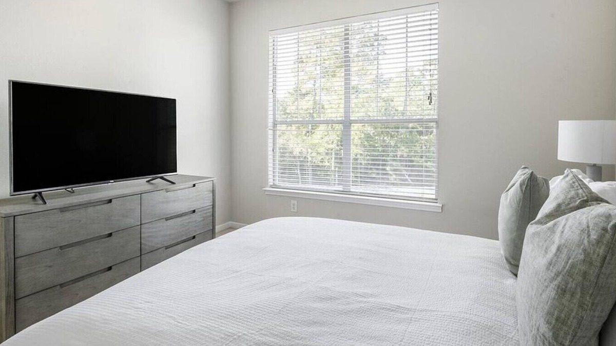 Alden Bridge Apartment | Landing at Whispering Pines Ranch - 3 Bedrooms in Alden Bridge