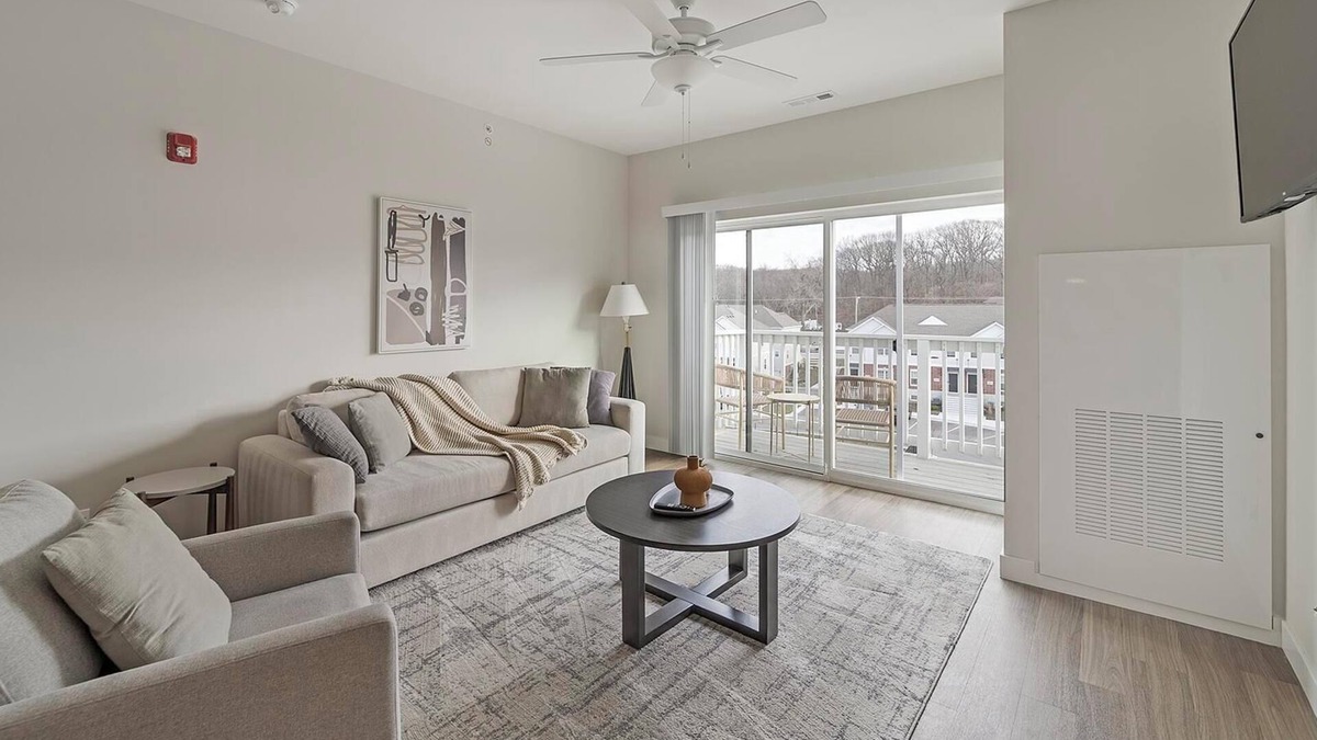 Willow Springs Apartment | Landing at Willow Glen Lofts - 2 Bedrooms in Wi.