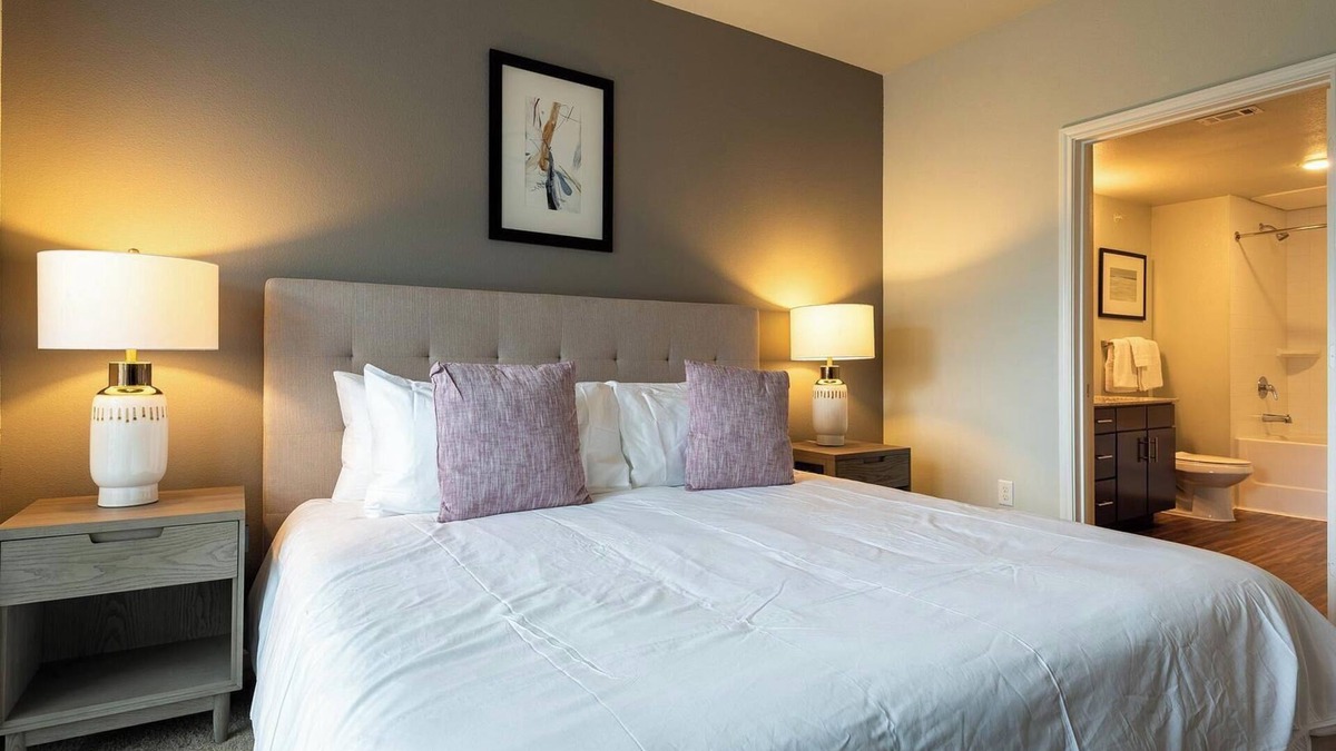 Austin Apartment | Landing | Chic 1BD, Courtyard, Pool