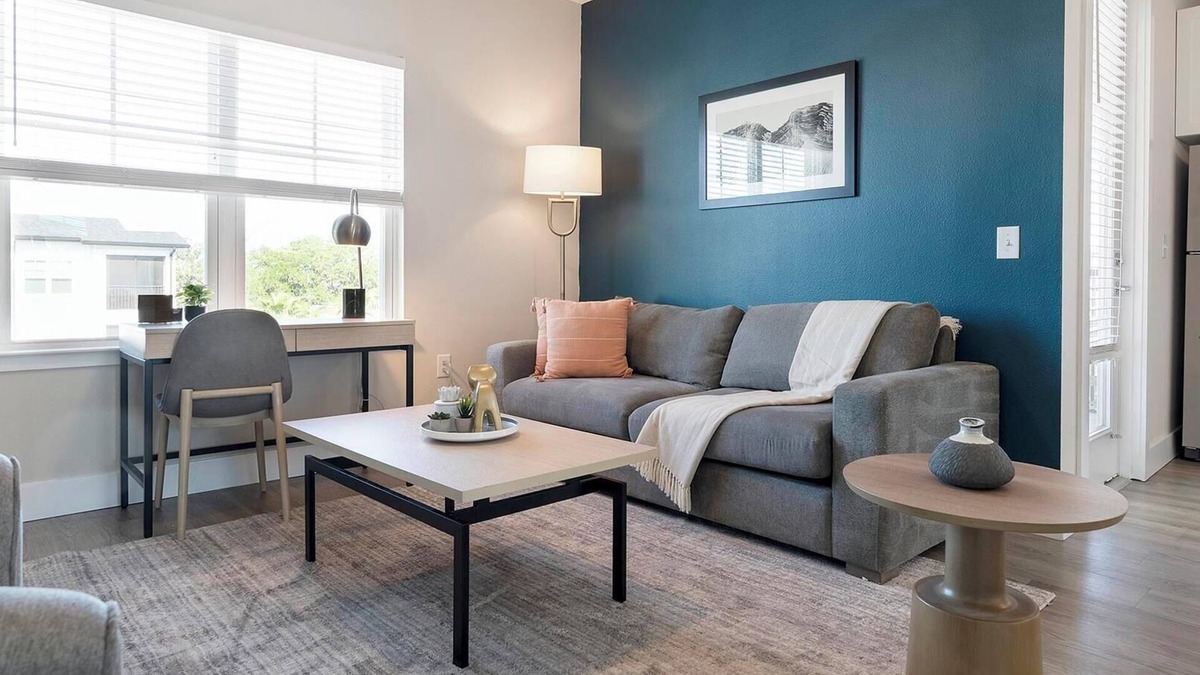 Southeast Orlando Apartment | Landing | Chic 1BD, Pool, Gym