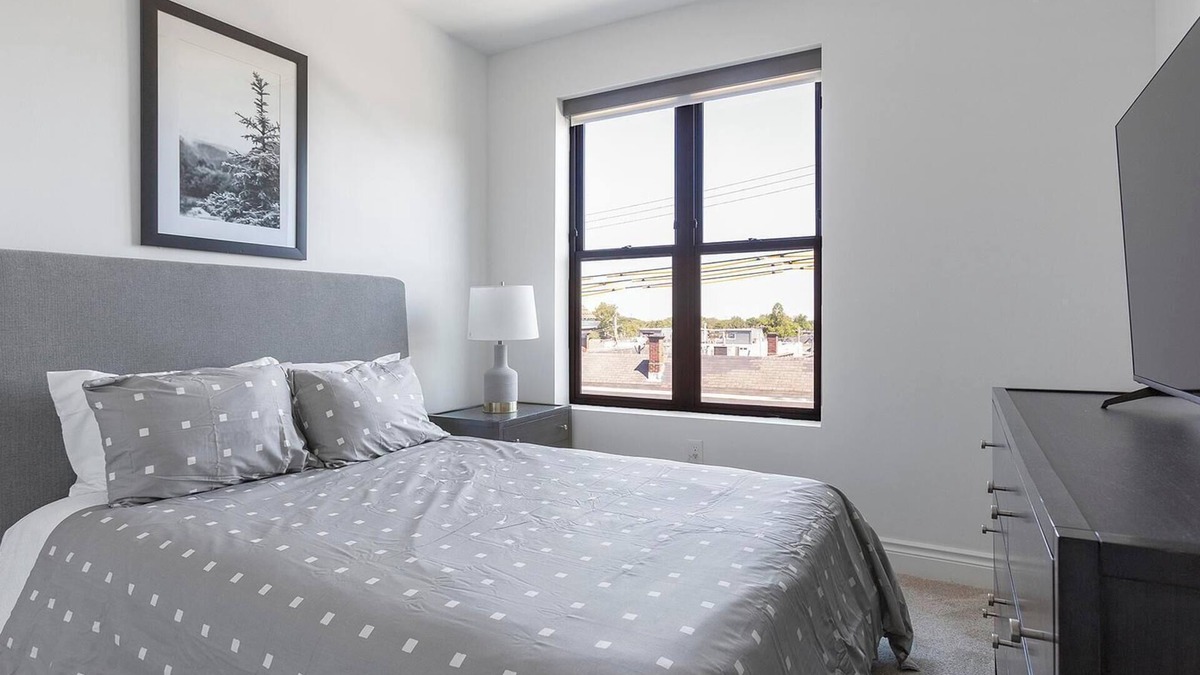 Little Italy Apartment | Landing | Chic 2BD, Gym