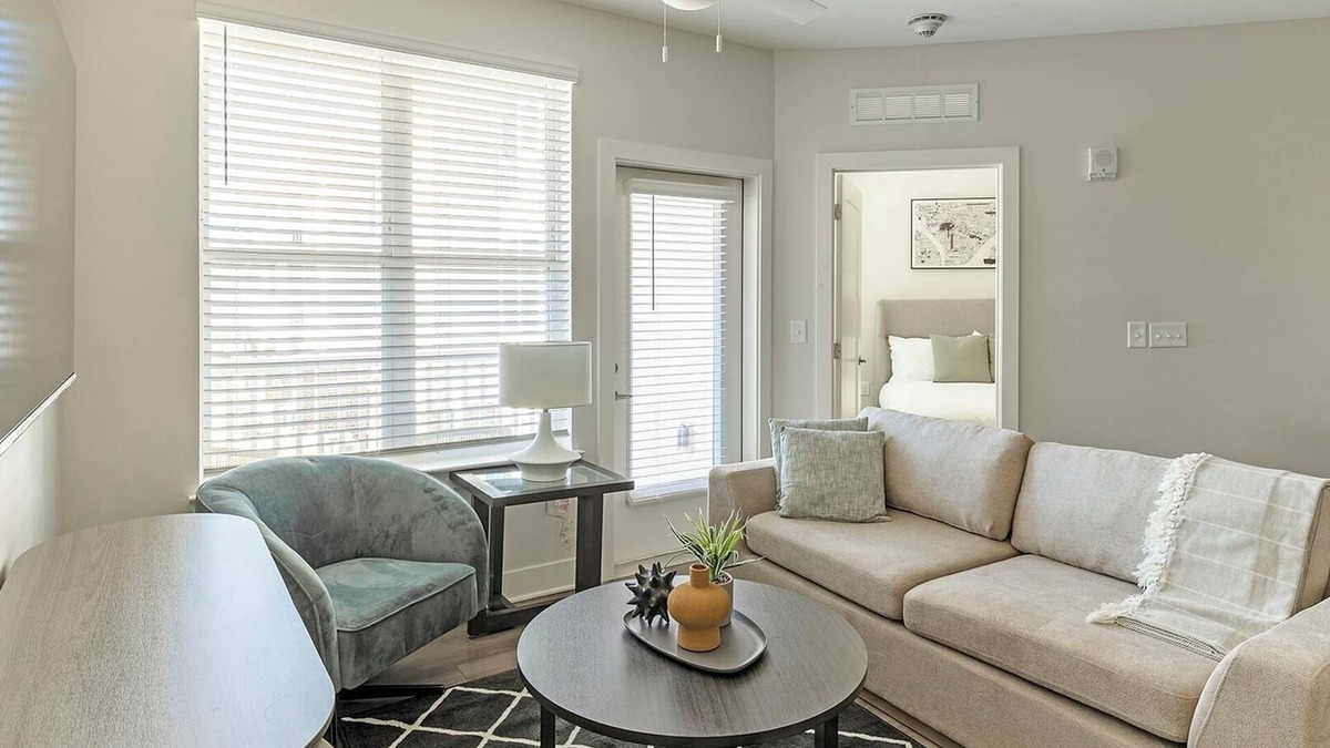 Belle Mina Apartment | Landing | Chic 2BD, Yoga Studio, Pool