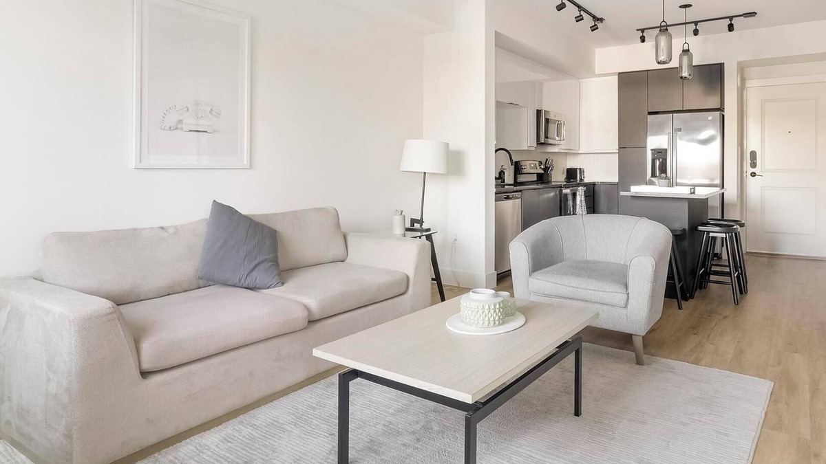 Providencia Park Apartment | Landing | Incredible 1BD, Clubhouse, Yoga Studio