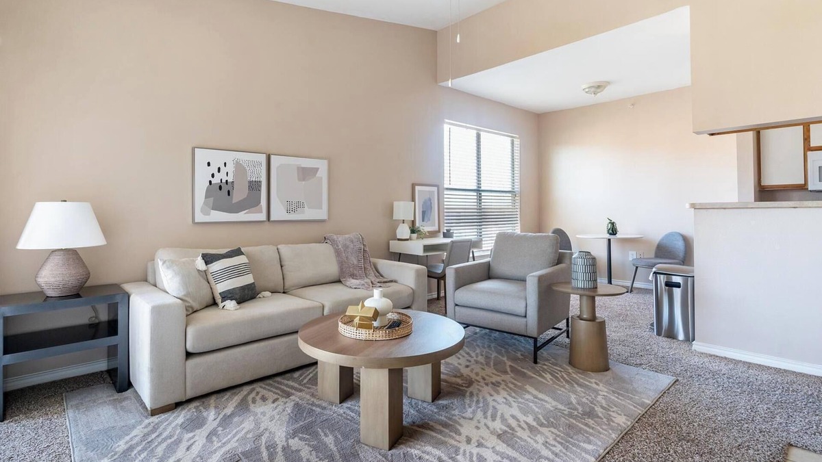 Fort Worth Apartment | Landing | Incredible 1BD, Gym, Rooftop Lounge