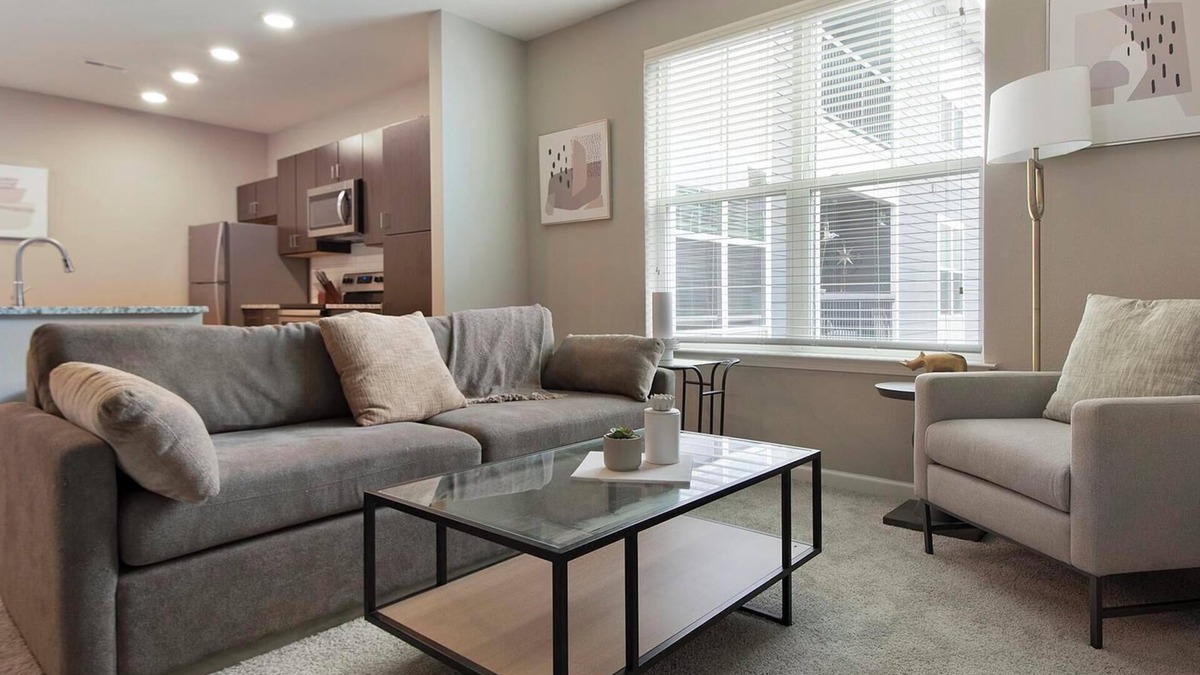 Chesterfield Apartment | Landing | Incredible 1BD, Pool, Gym