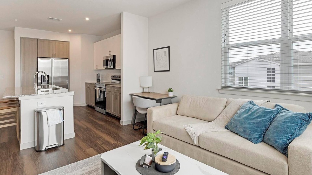 Fate Apartment | Landing | Modern 1BD, Gym, Clubhouse