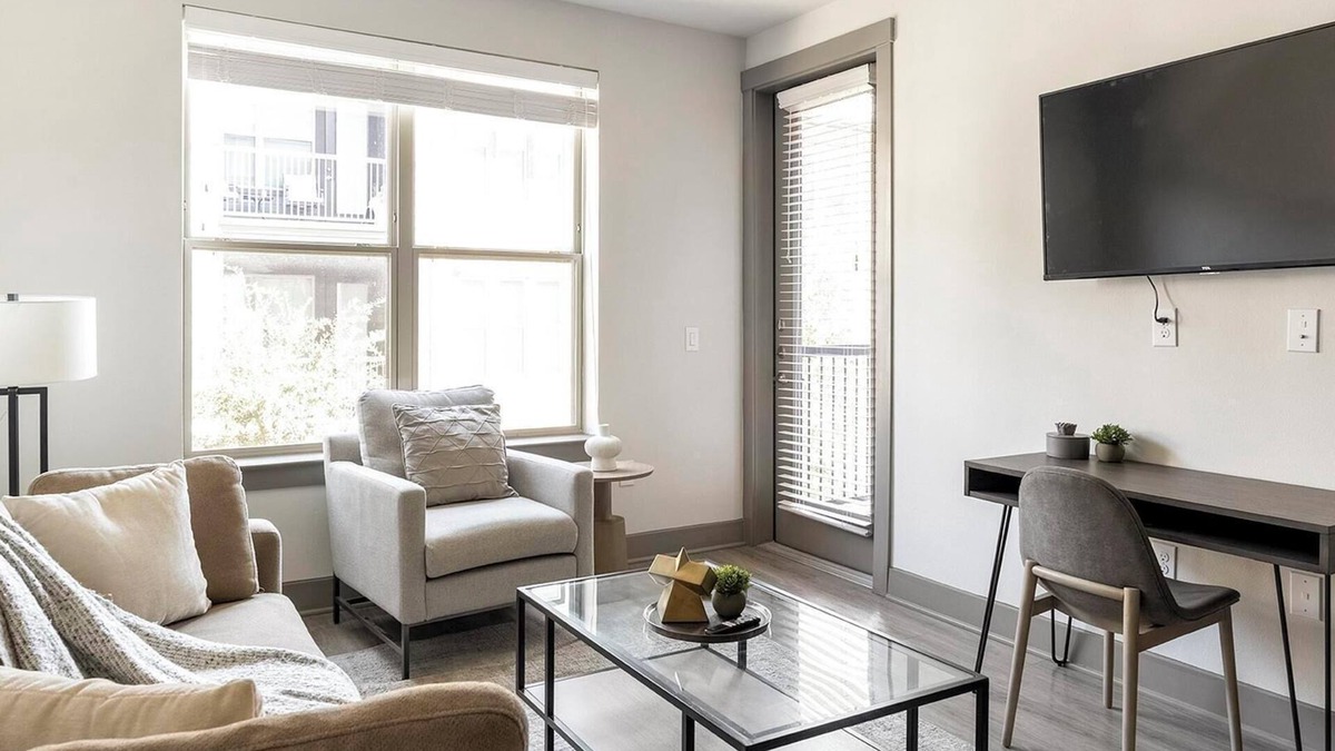 McKinney Apartment | Landing | Modern 1BD, Pool, Clubhouse