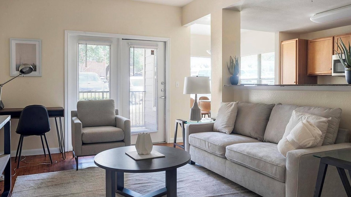 Sweetbriar Apartment | Landing | Modern 1BD, Pool, Clubhouse
