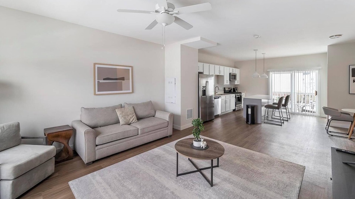 Willow Springs Apartment | Landing | Modern 2BD, Gym, Clubhouse