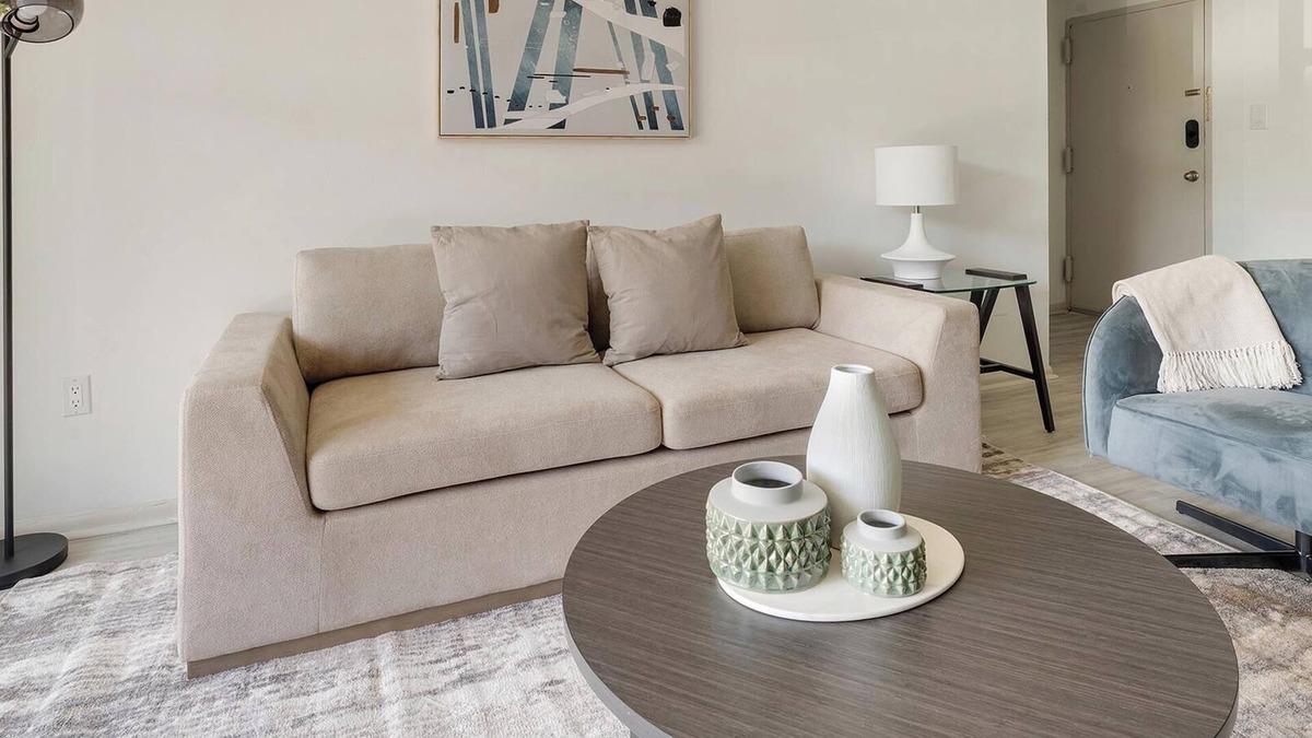 Greenbelt Apartment | Landing | Modern 2BD, Pool, Gym