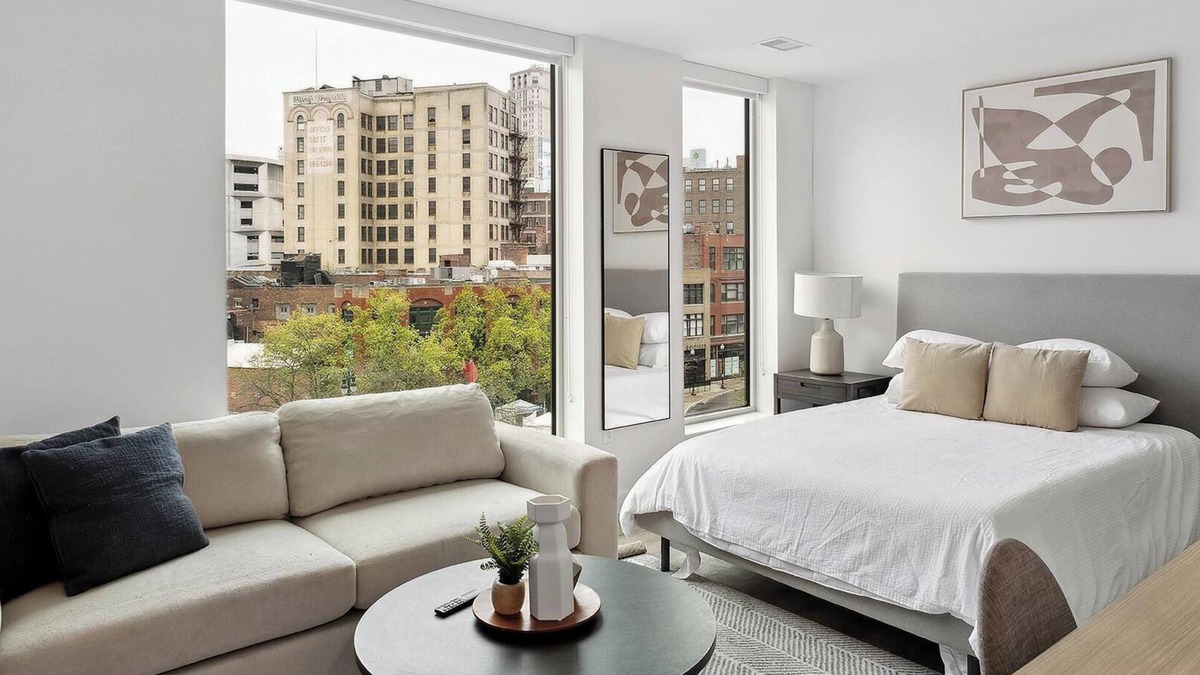 Greektown Historic District Apartment | Landing | Modern Studio, Clubhouse, Gym