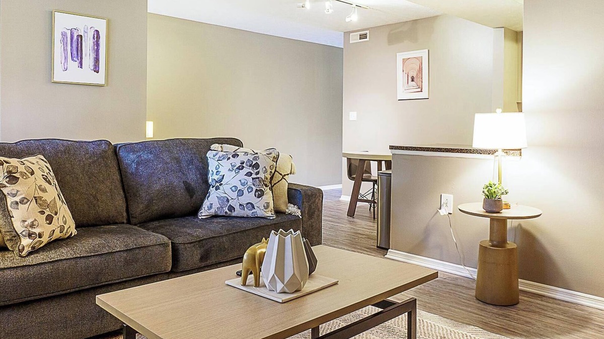 Downtown Dayton Apartment | Landing | Spectacular 1BD, Clubhouse, Gym