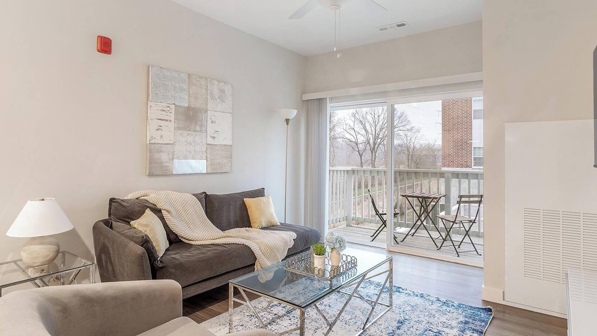 Willow Springs Apartment | Landing | Spectacular 2BD, Clubhouse, Pool