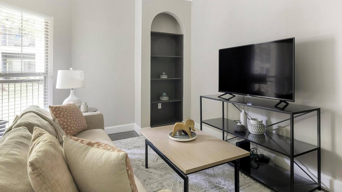 Richmond Apartment | Landing | Stunning 1BD, Clubhouse, Gym