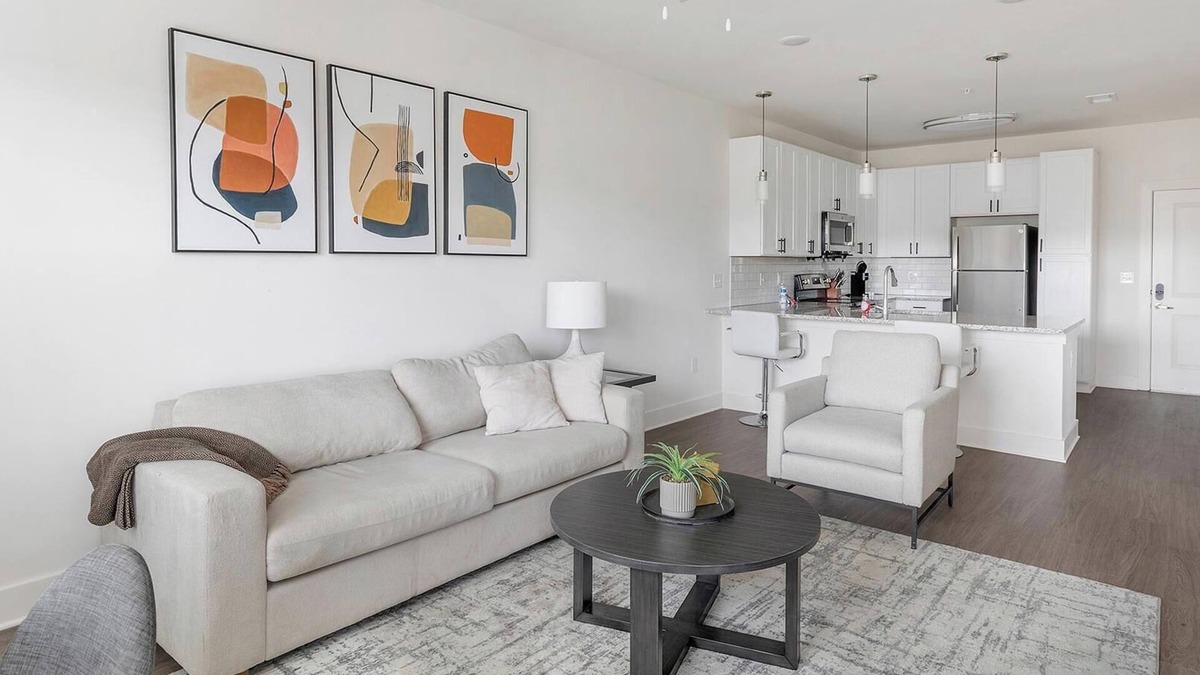 Athens Apartment | Landing | Stunning 1BD, Gym, Pool